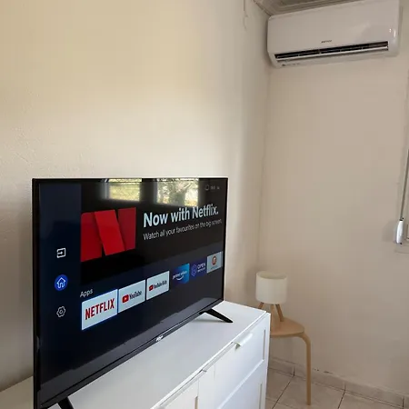 Boho & Blue - Modern Sea House בית נופש